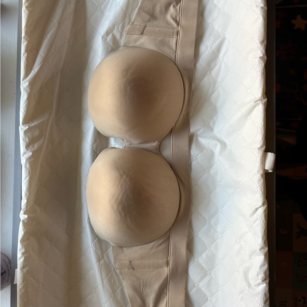 Nude Strapless Bra Cacique 38DD